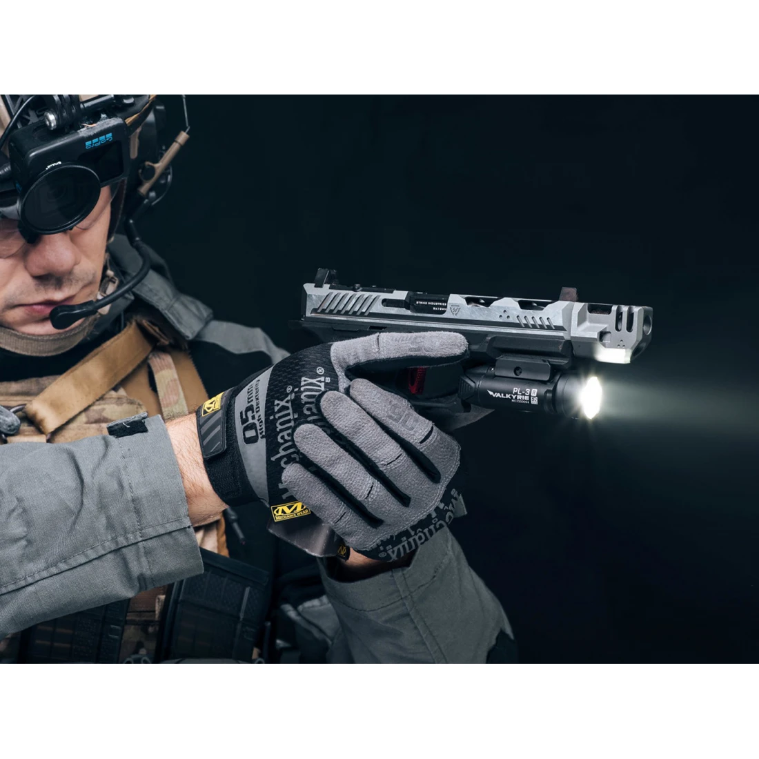Olight PL-3R Valkyrie Black Anodized Rail Mount Weapon Light 1500 Lumens White LED