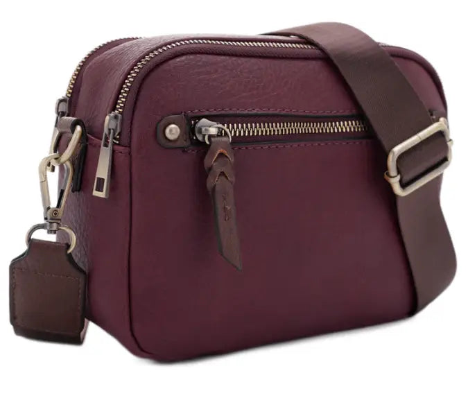 Jessie & James Beverly Concealed Carry Crossbody Camera Bag 8.75x6.5x3 - Wine